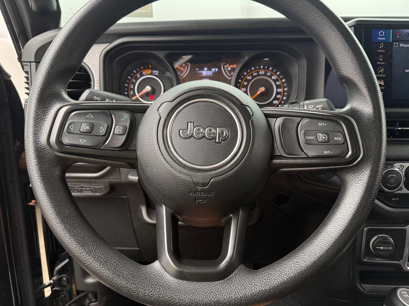Thumbnail: 2024 Jeep Wrangler - 5