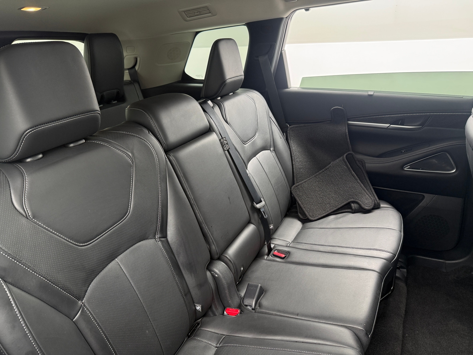 Thumbnail: 2025 INFINITI QX60 - 5
