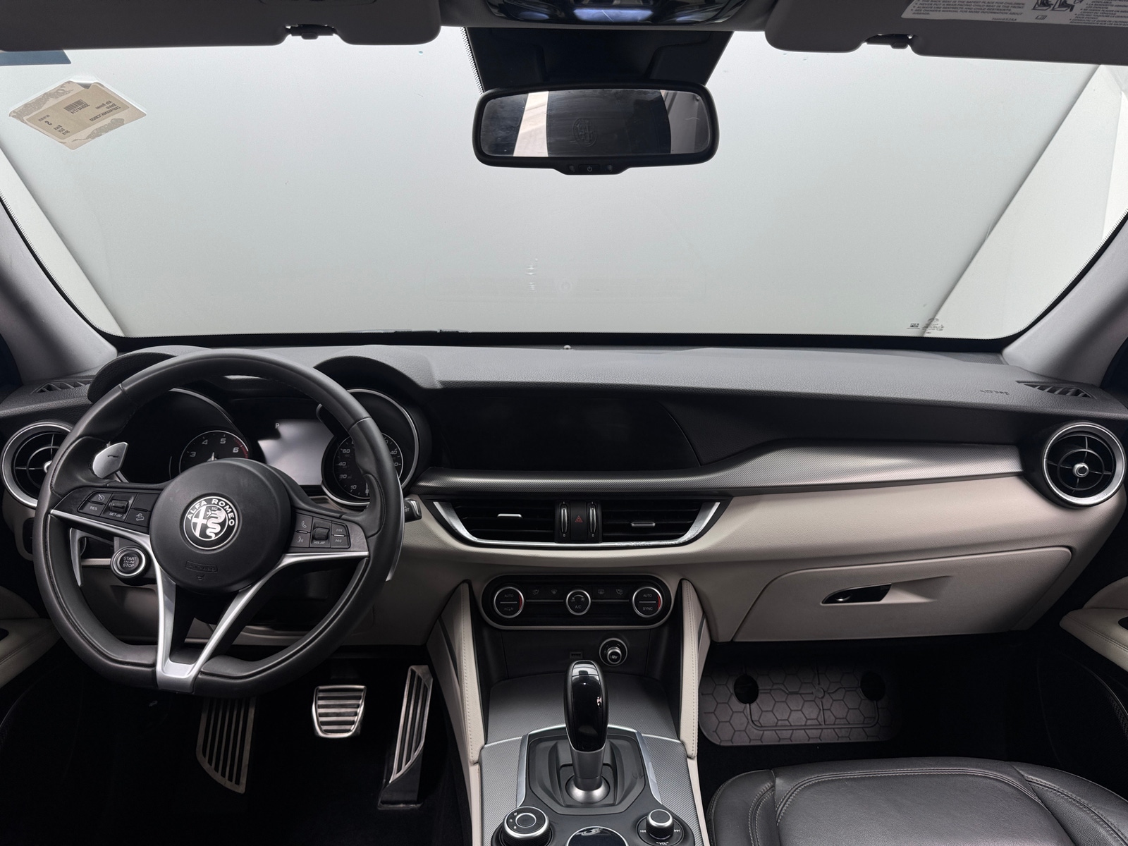Thumbnail: 2019 Alfa Romeo Stelvio - 2