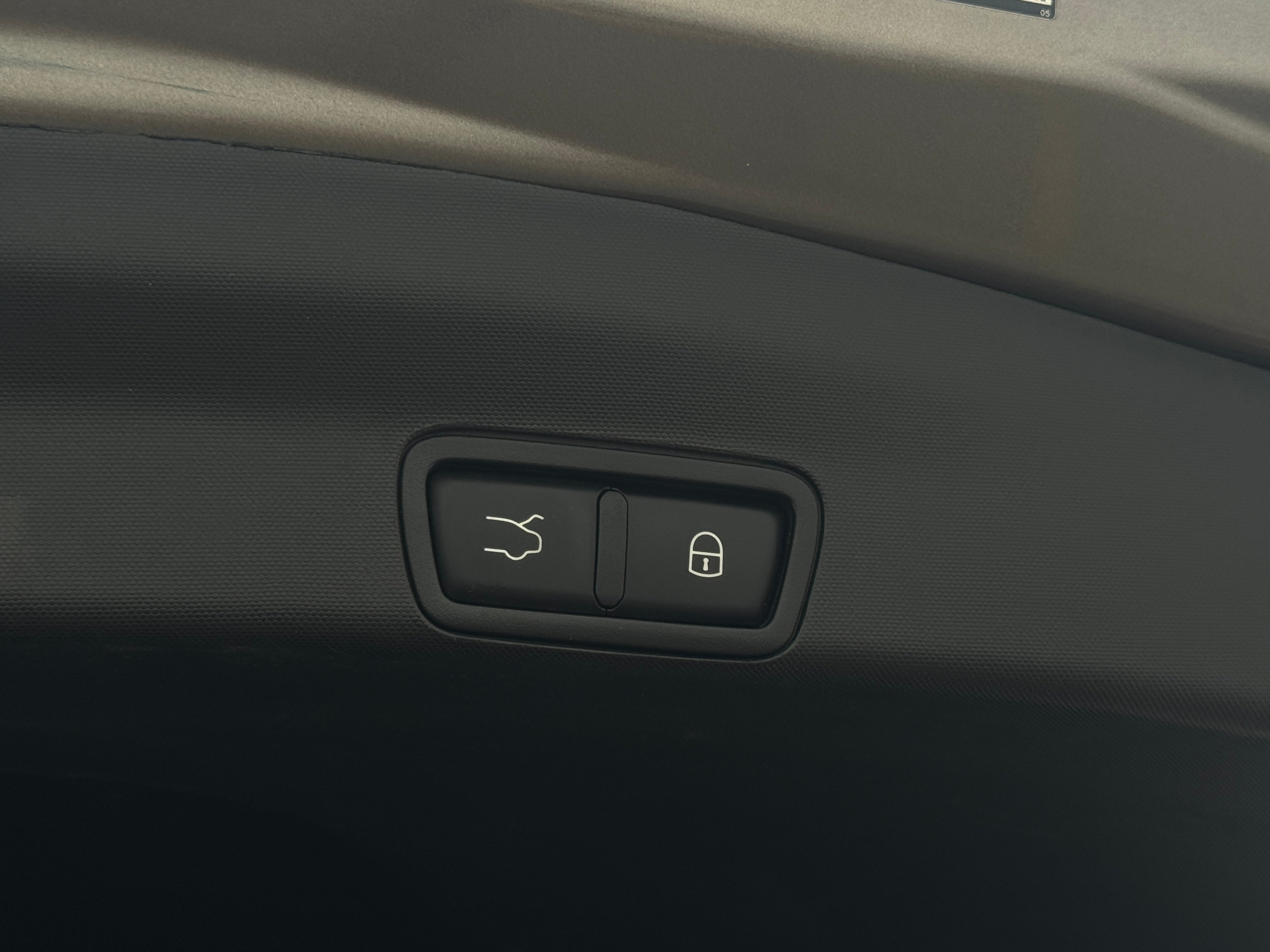 ZASPAKAN6K7C30533