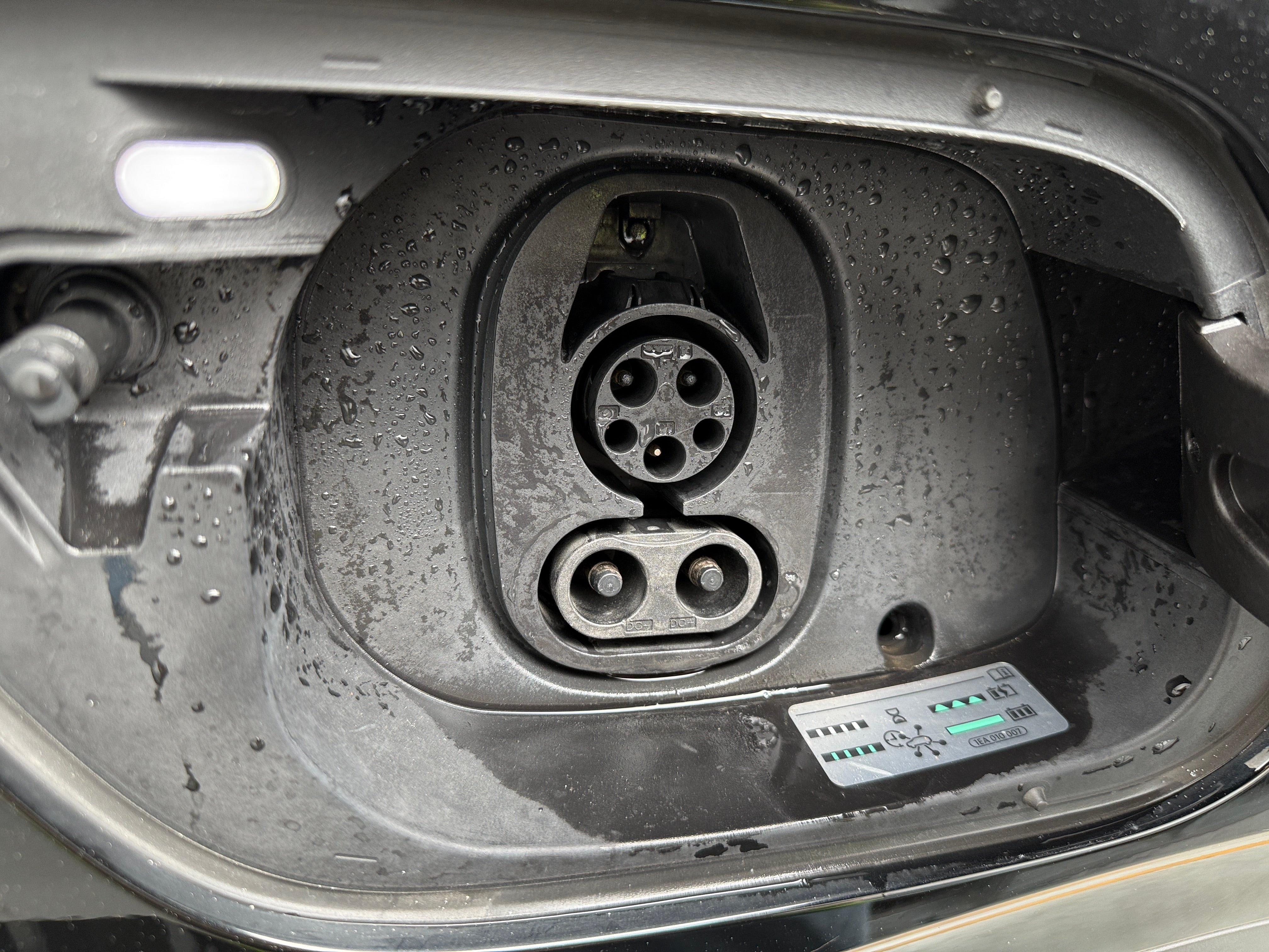 Used 2022 Volkswagen ID.4 PRO with VIN WVGJNPE26NP039923 for sale in Oak Creek, WI