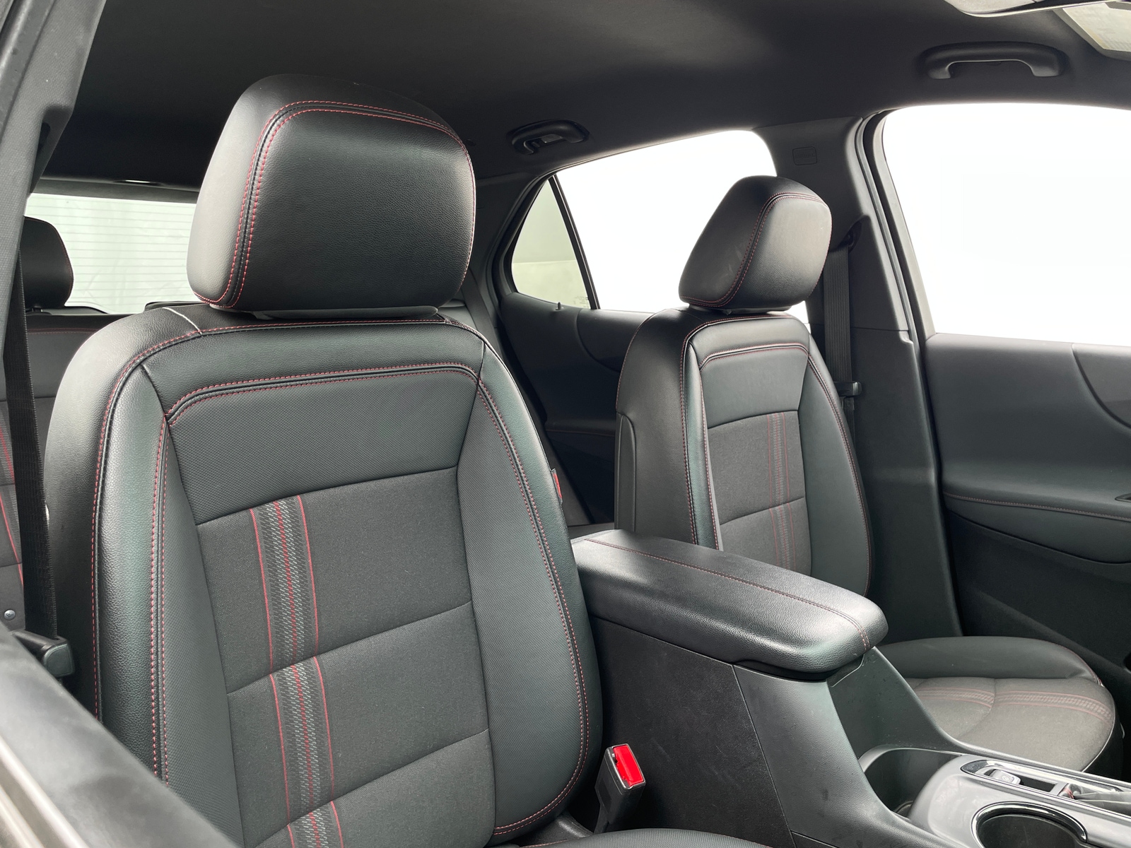 Thumbnail: 2022 Chevrolet Equinox - 2