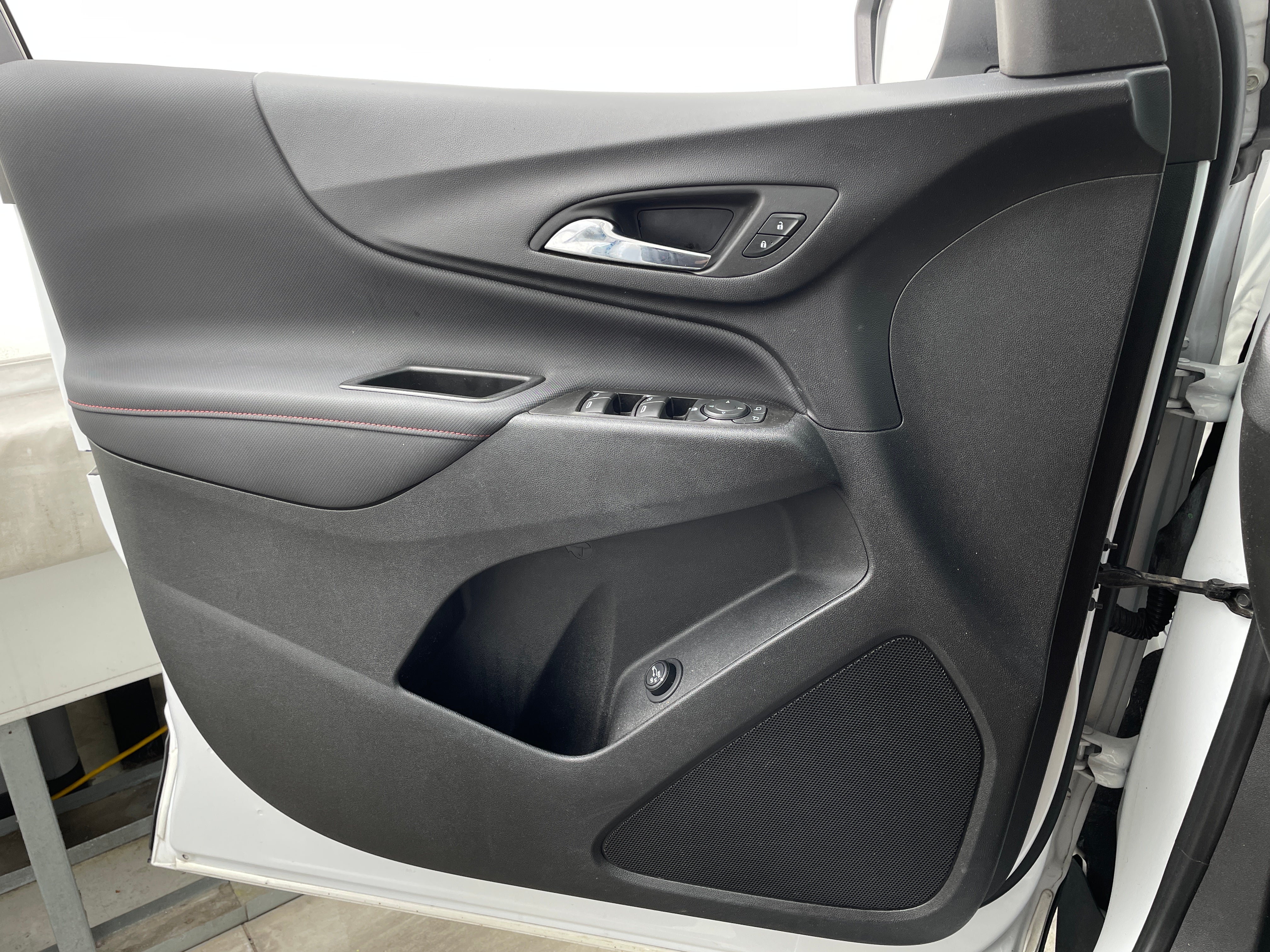 2022 Chevrolet Equinox RS - Photo 8