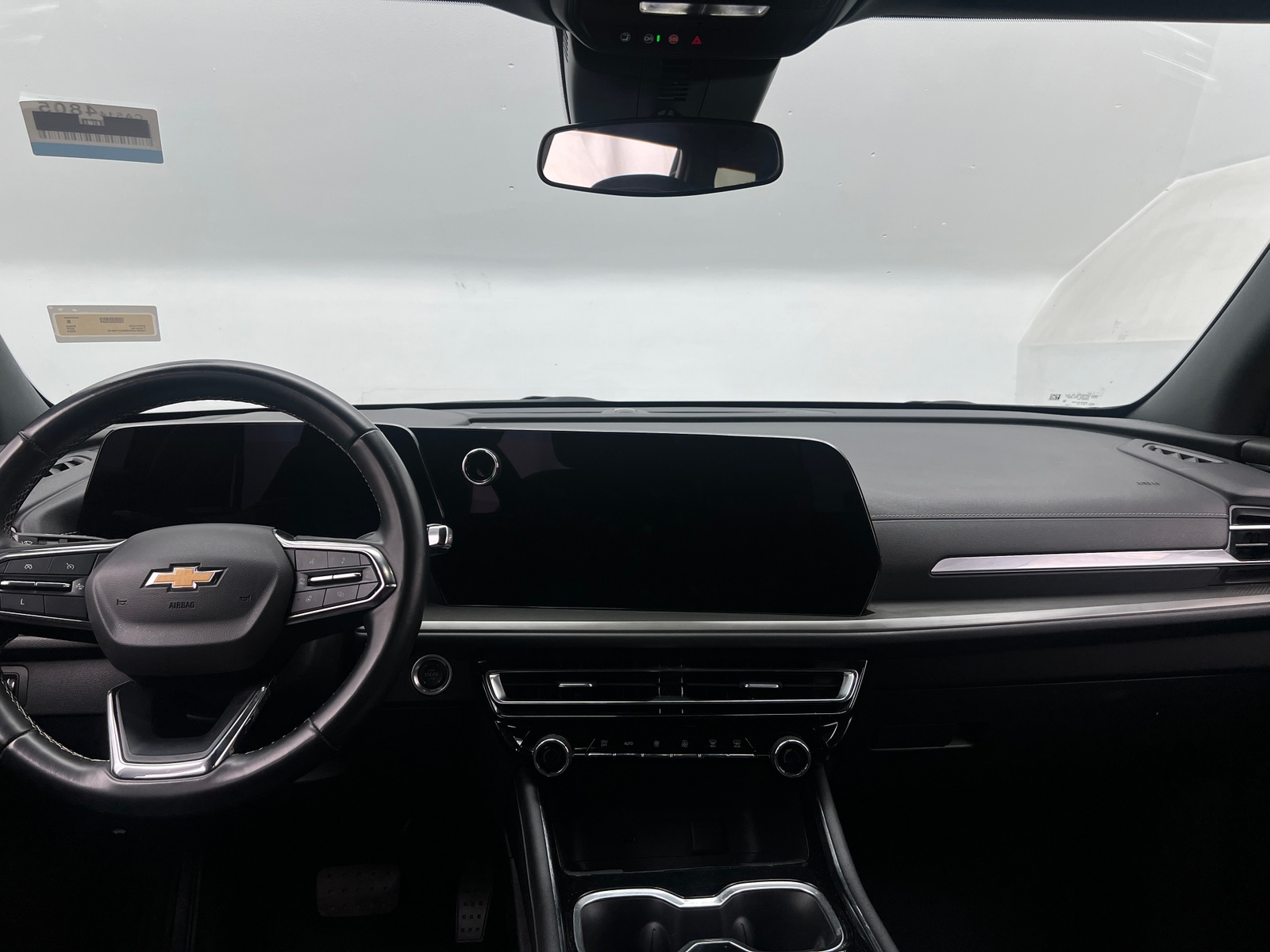 Thumbnail: 2024 Chevrolet Traverse - 3