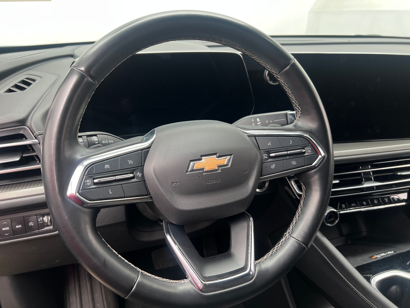 Thumbnail: 2024 Chevrolet Traverse - 5