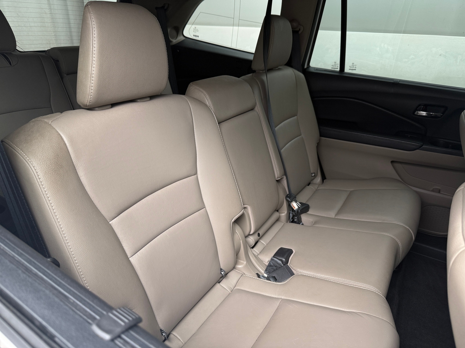 Thumbnail: 2017 Honda Pilot - 5