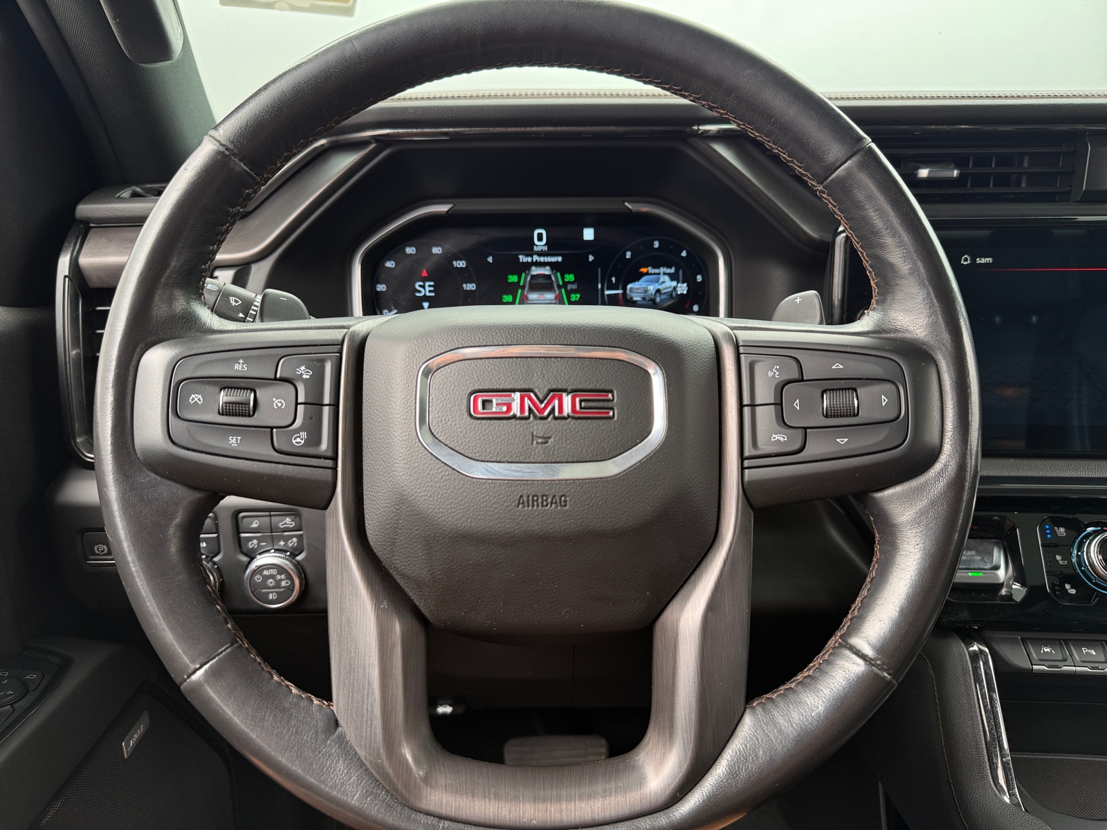 Thumbnail: 2022 GMC Sierra 1500 - 4