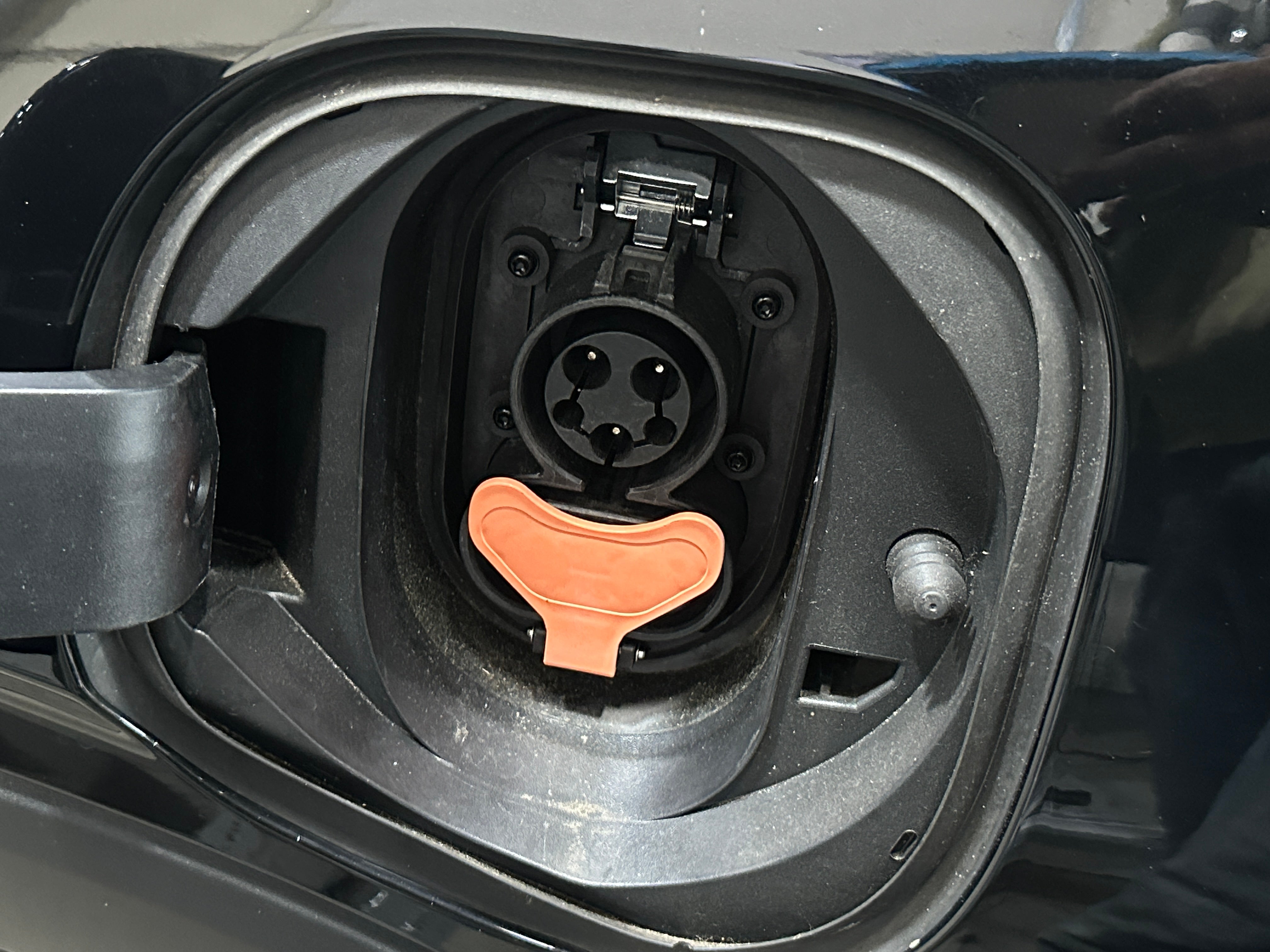 Used 2023 Chevrolet Bolt EUV LT with VIN 1G1FY6S01P4139486 for sale in Auburn, WA