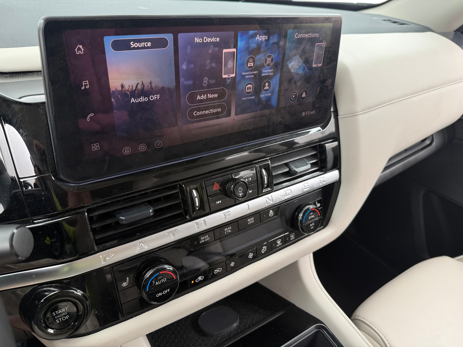 Thumbnail: 2026 Nissan Pathfinder - 3