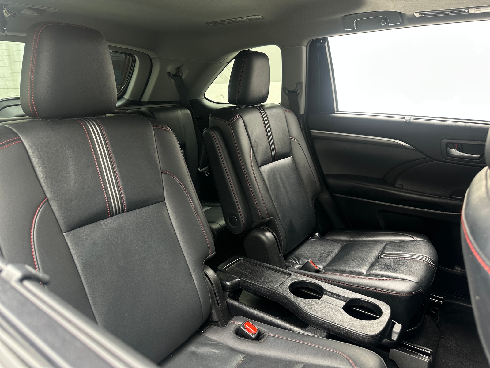 Thumbnail: 2019 Toyota Highlander - 5