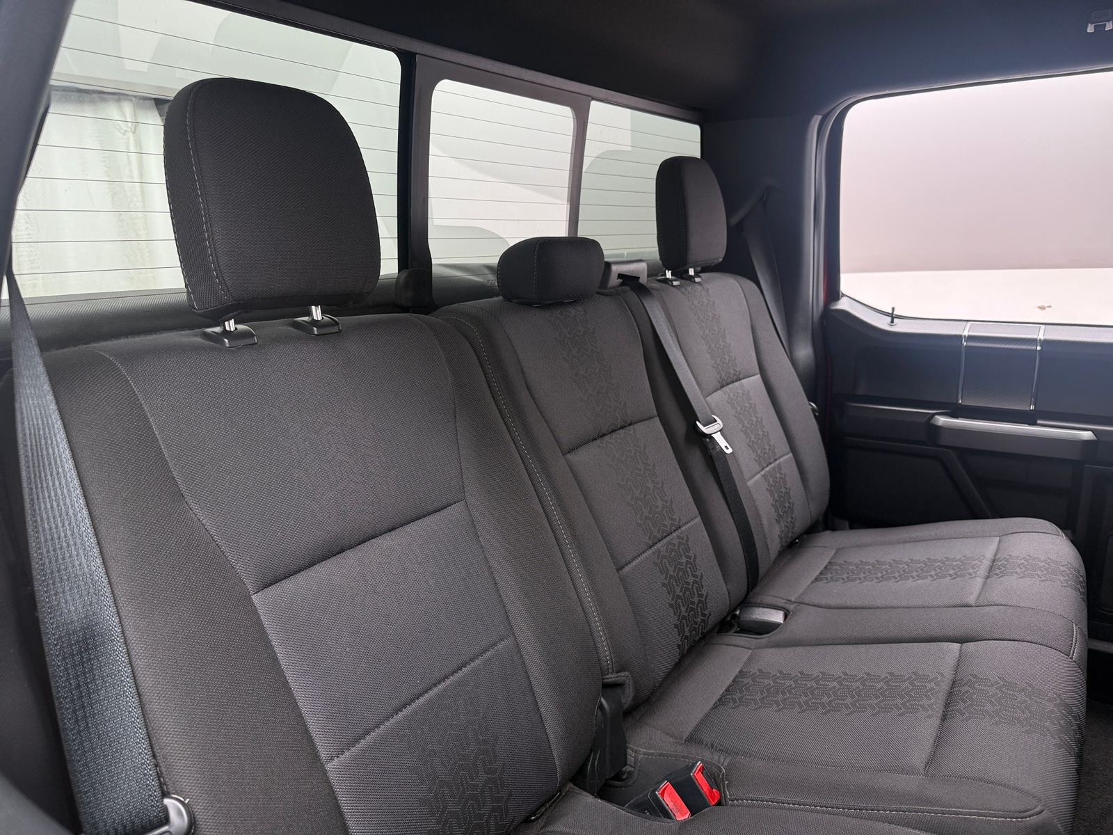 Thumbnail: 2020 Ford Econoline - 6