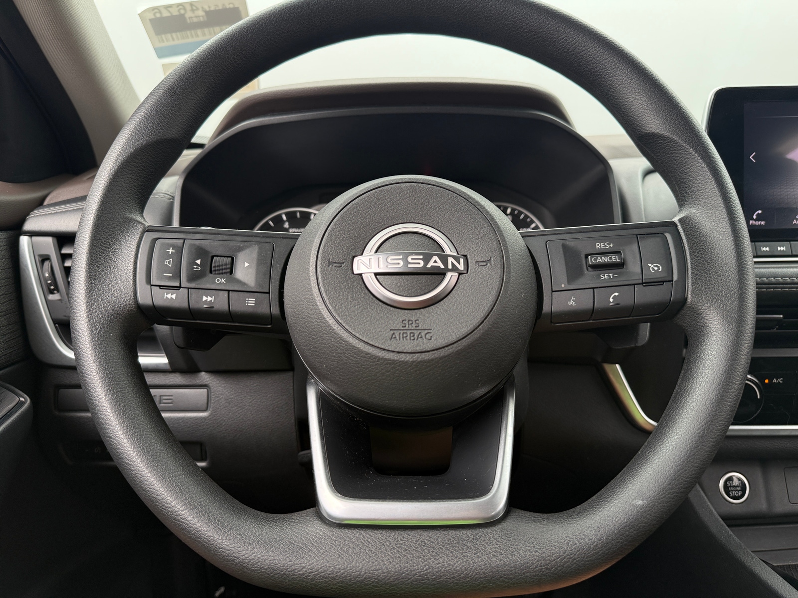 Thumbnail: 2023 Nissan Rogue - 5