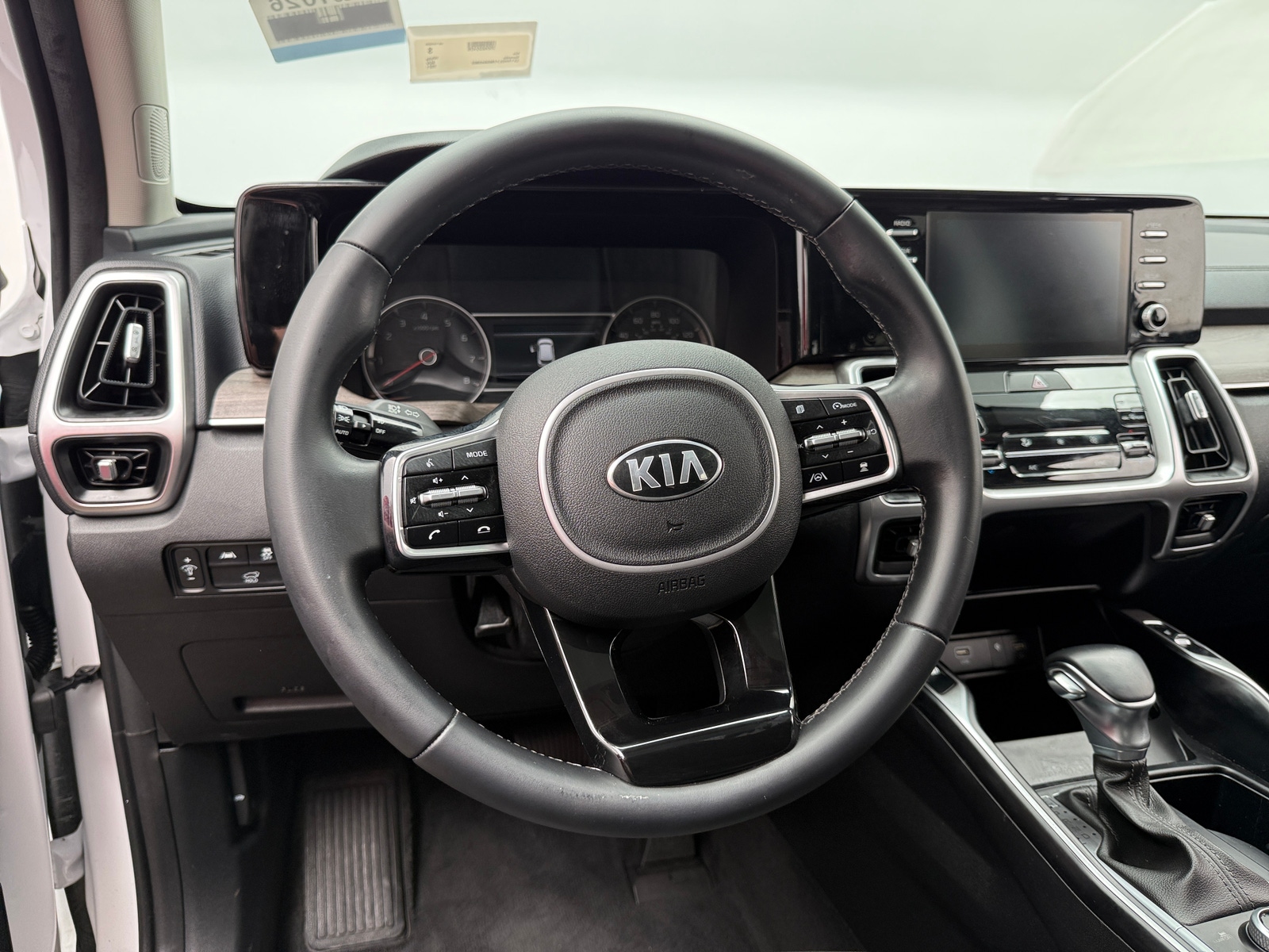 Thumbnail: 2021 Kia Sorento - 4