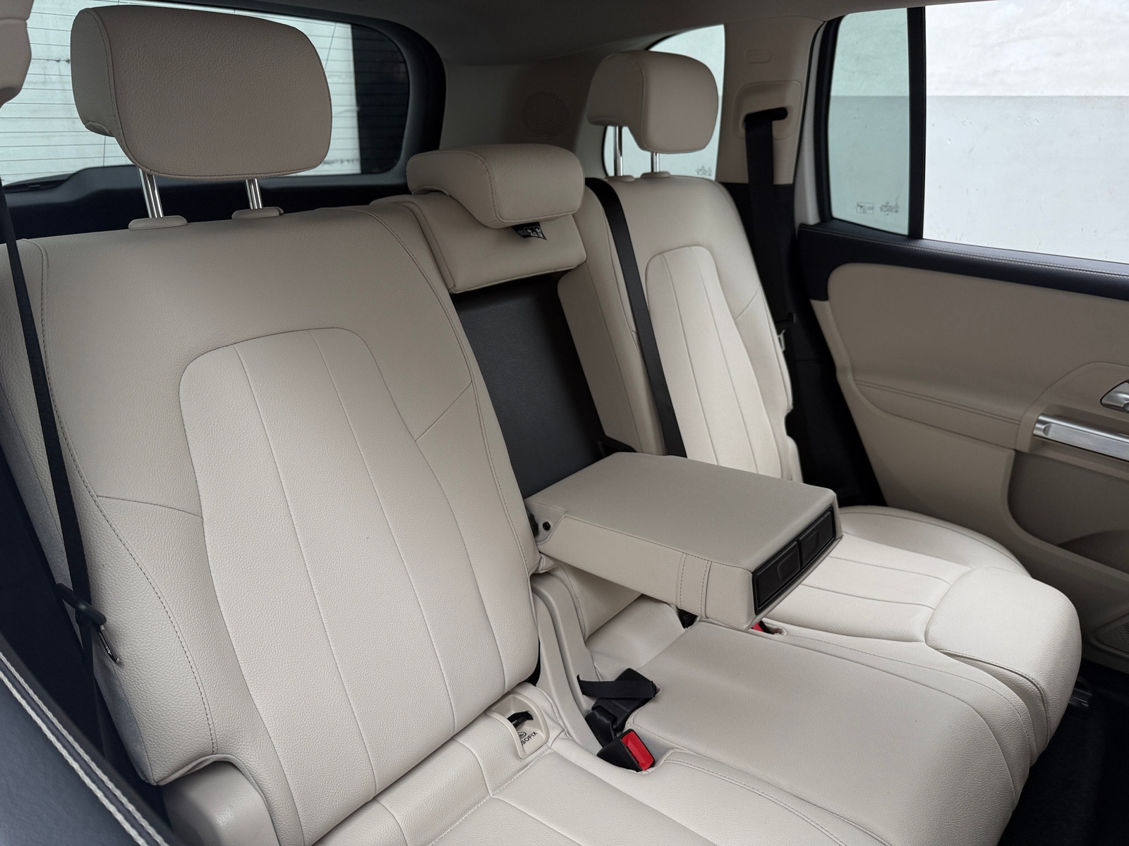 Thumbnail: 2020 Mercedes-Benz GLB - 5