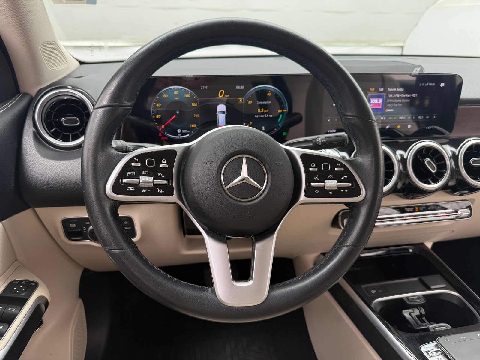 Thumbnail: 2020 Mercedes-Benz GLB - 4
