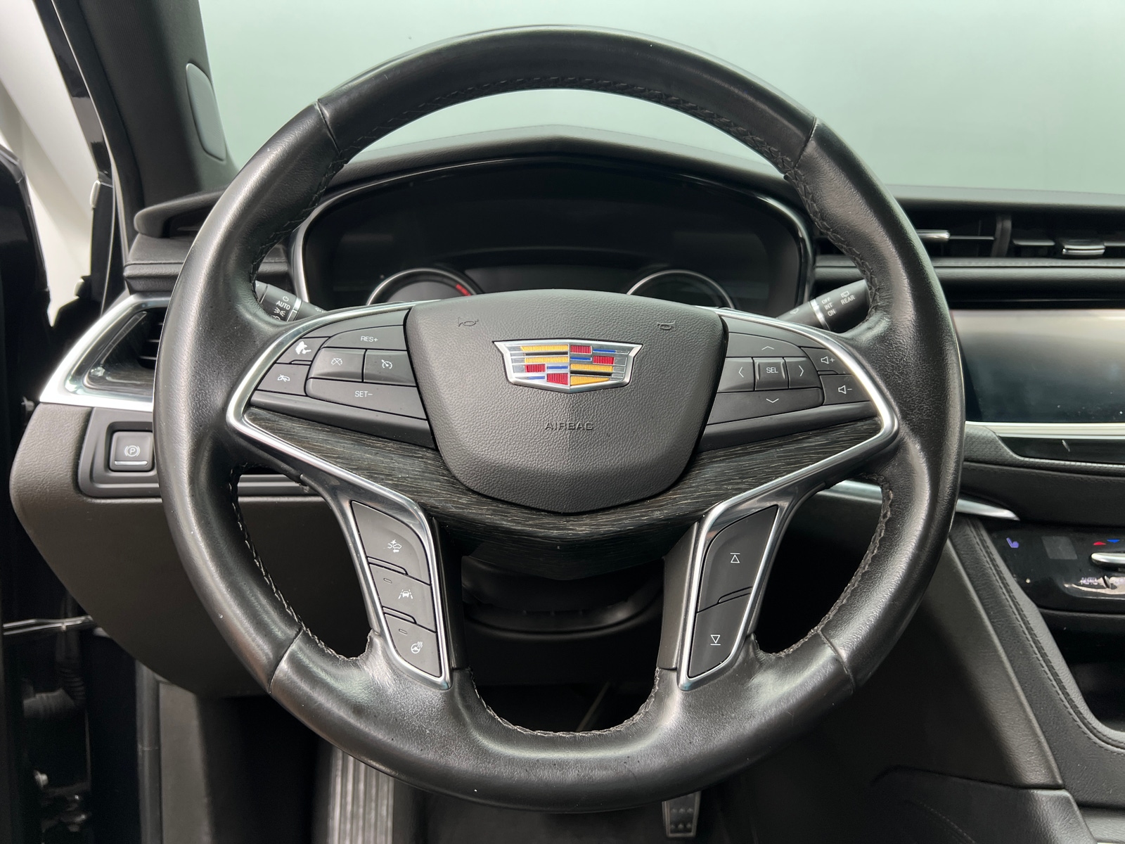 Thumbnail: 2020 Cadillac XT5 - 4