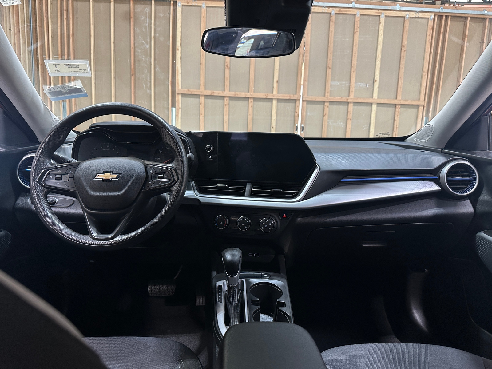 Thumbnail: 2024 Chevrolet Trax - 3