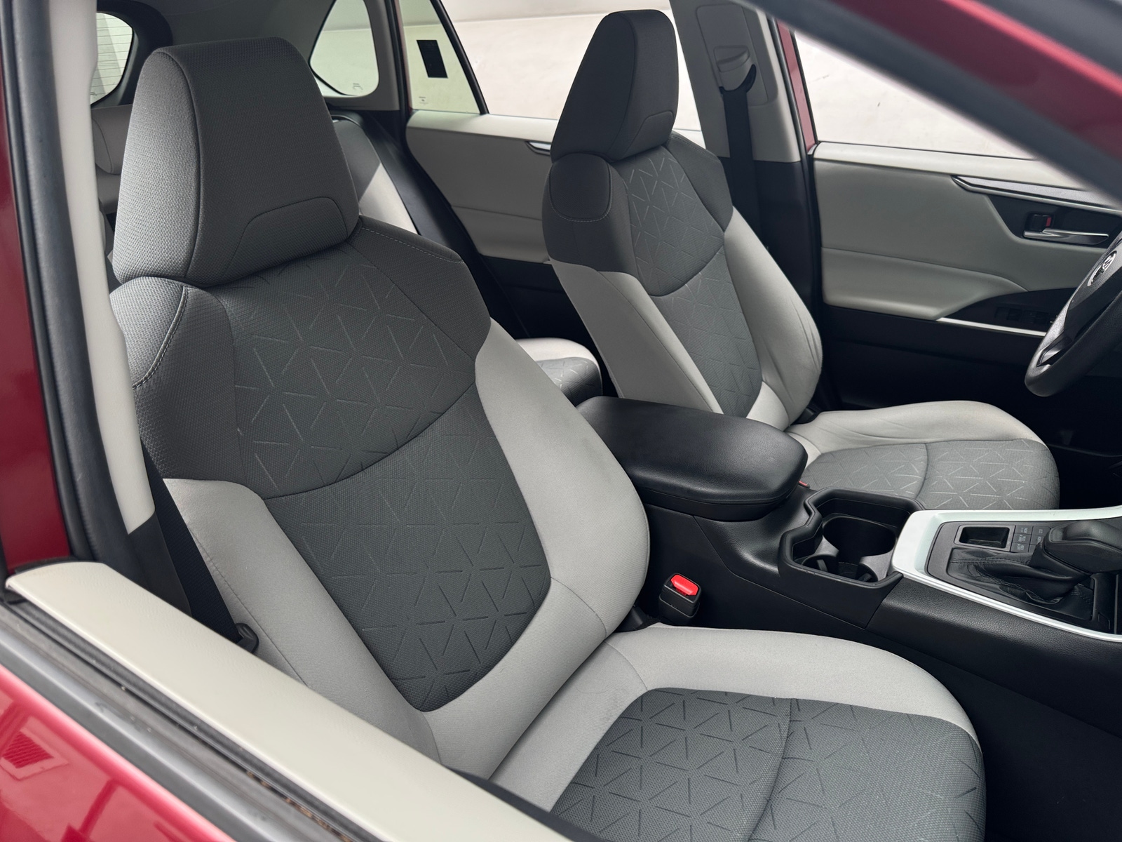 Thumbnail: 2021 Toyota RAV4 - 2