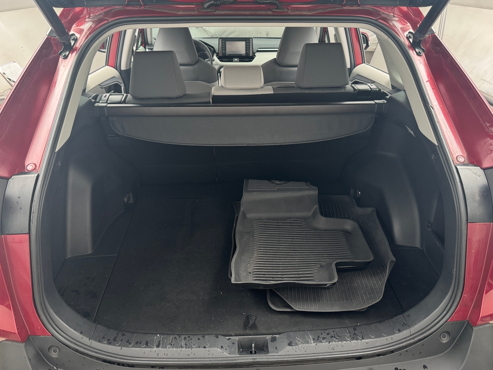 Thumbnail: 2021 Toyota RAV4 - 7