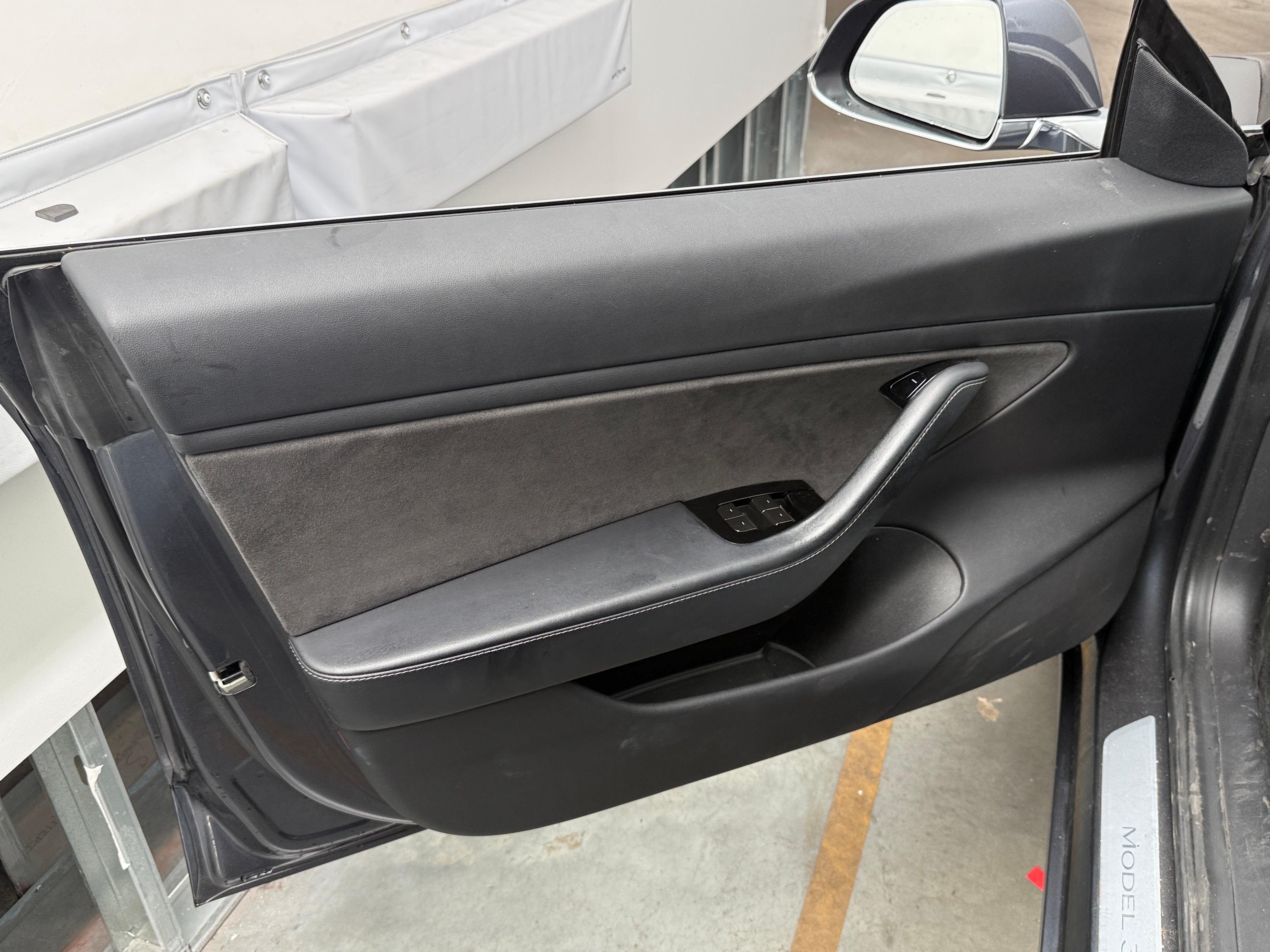 Used 2018 Tesla Model 3 Long Range Dual Motor with VIN 5YJ3E1EB1JF181305 for sale in Auburn, WA