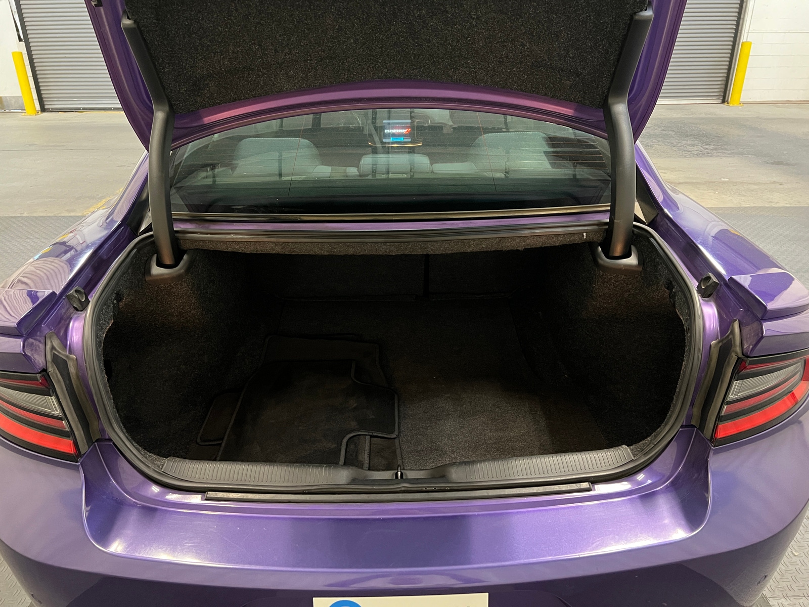 Thumbnail: 2018 Dodge Charger - 7