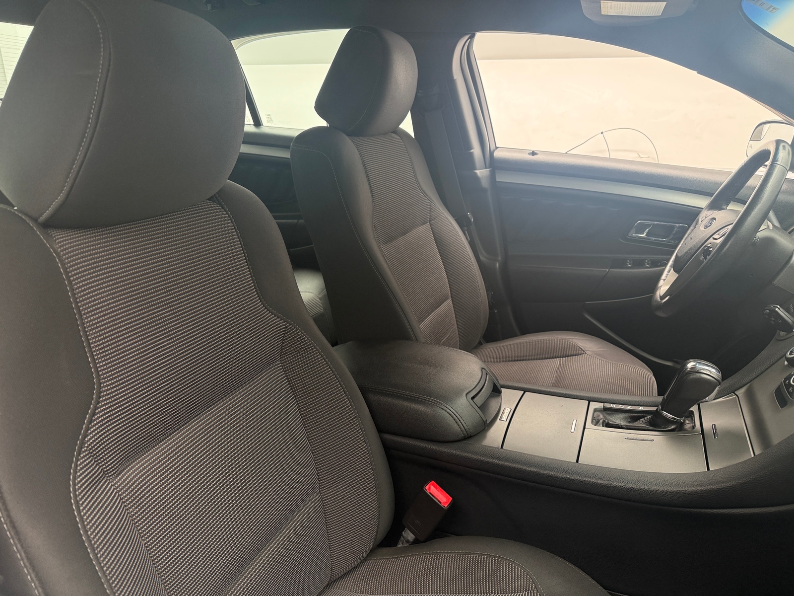 Thumbnail: 2015 Ford Taurus - 2