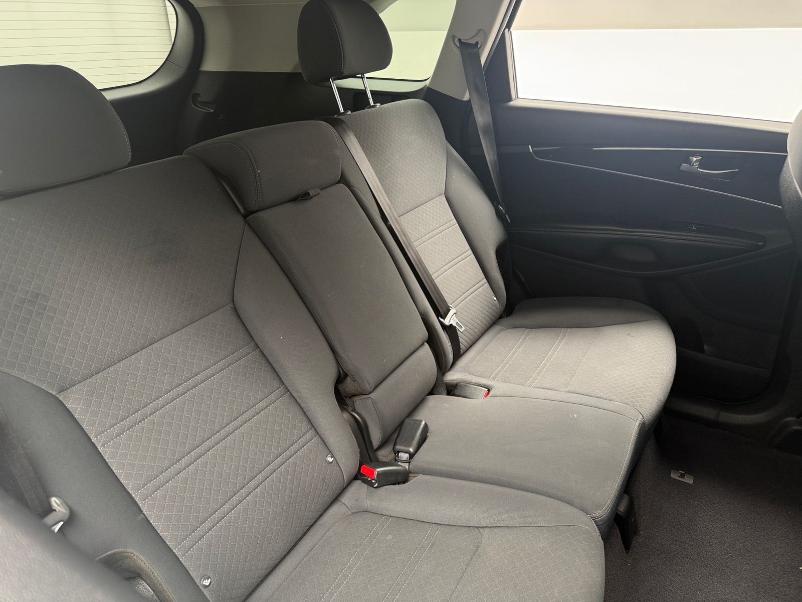 Thumbnail: 2017 Kia Sorento - 6