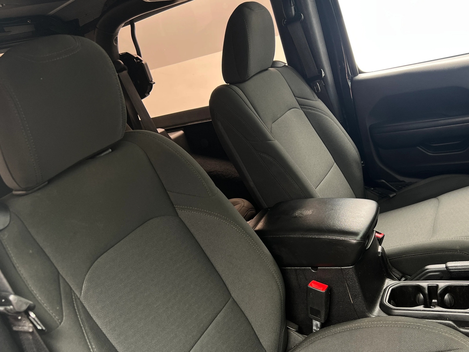 Thumbnail: 2018 Jeep Wrangler - 2