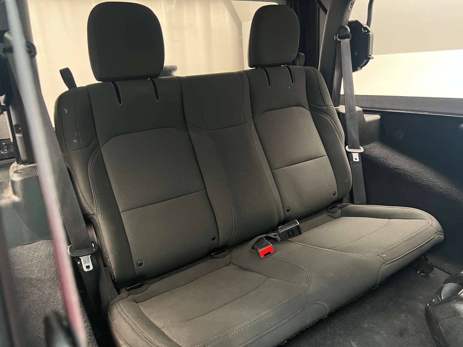 Thumbnail: 2018 Jeep Wrangler - 6