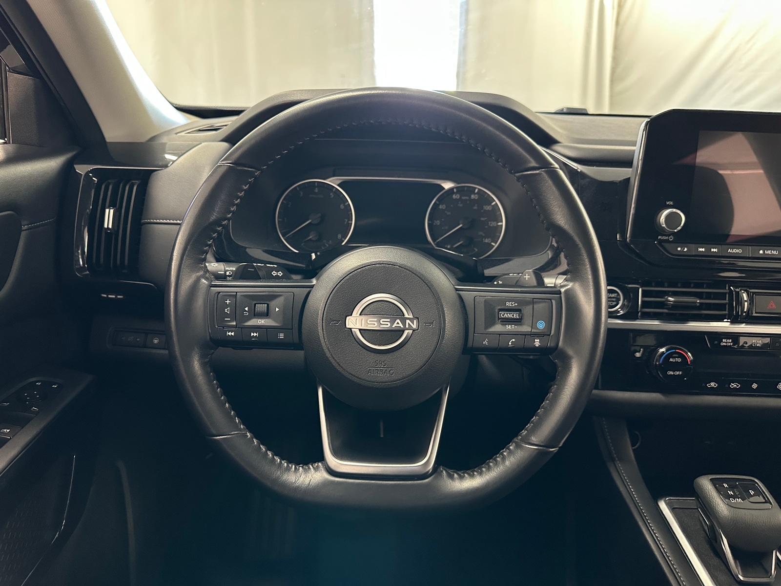 Thumbnail: 2024 Nissan Pathfinder - 5