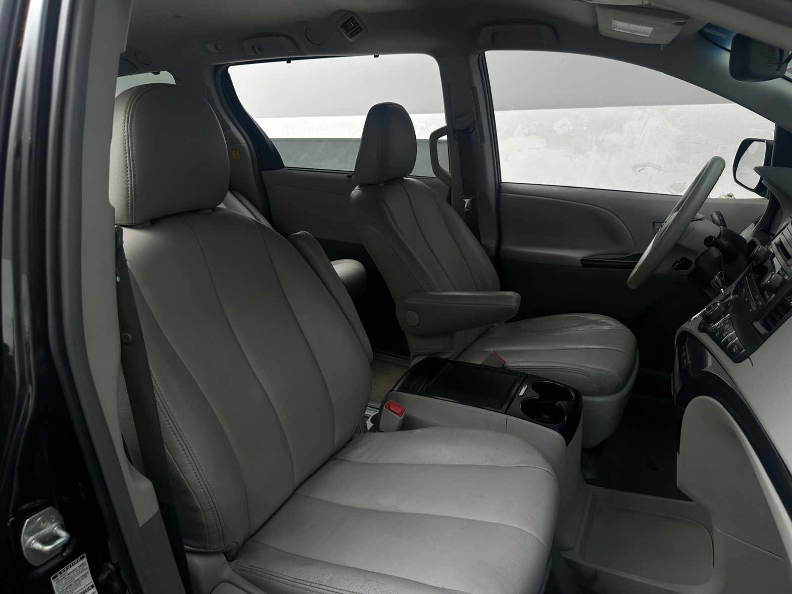 Thumbnail: 2013 Toyota Sienna - 2