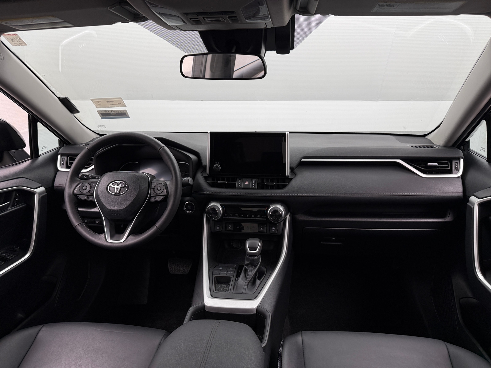 Thumbnail: 2023 Toyota RAV4 - 2