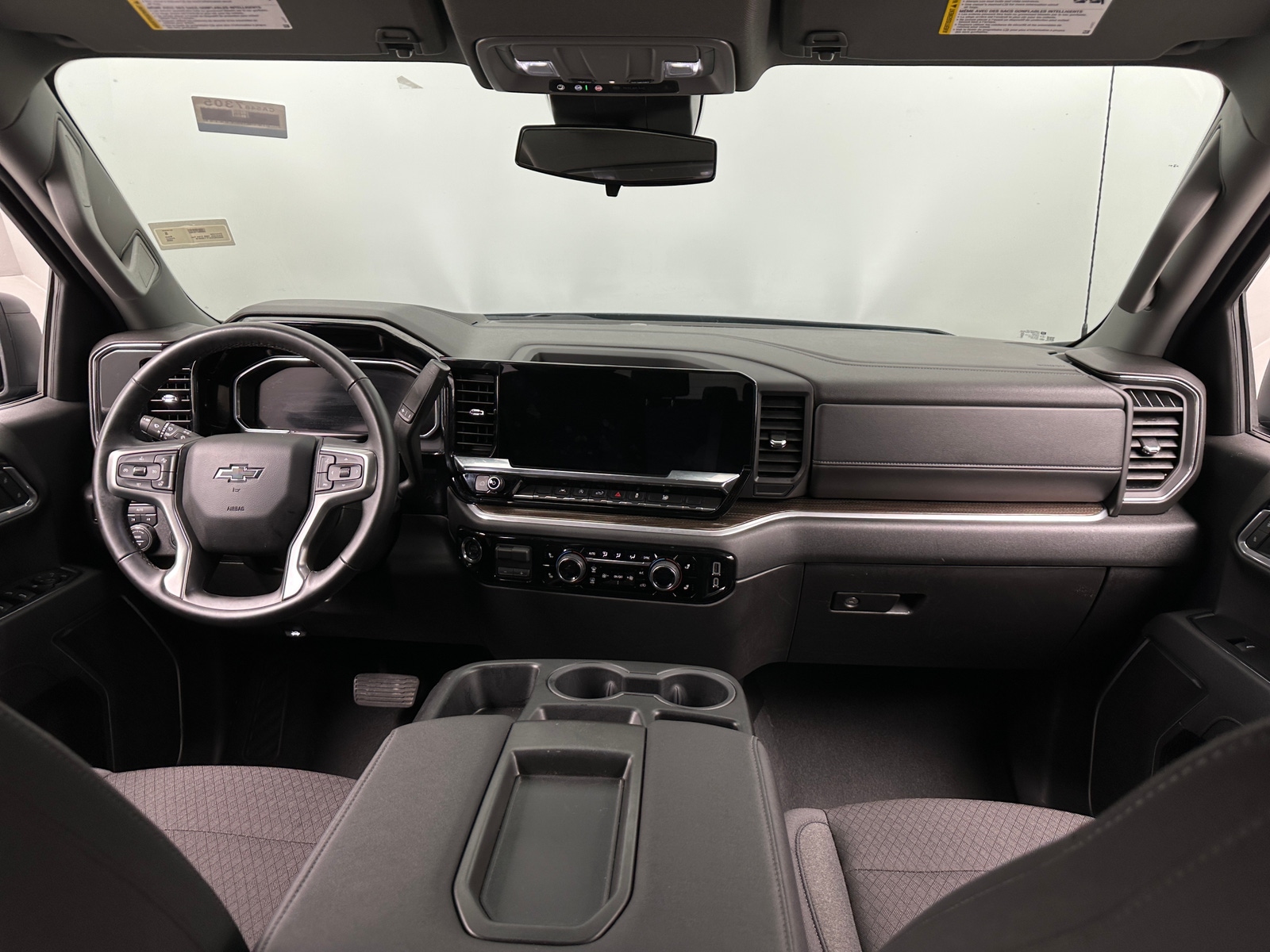 Thumbnail: 2026 Chevrolet Silverado 1500 - 3
