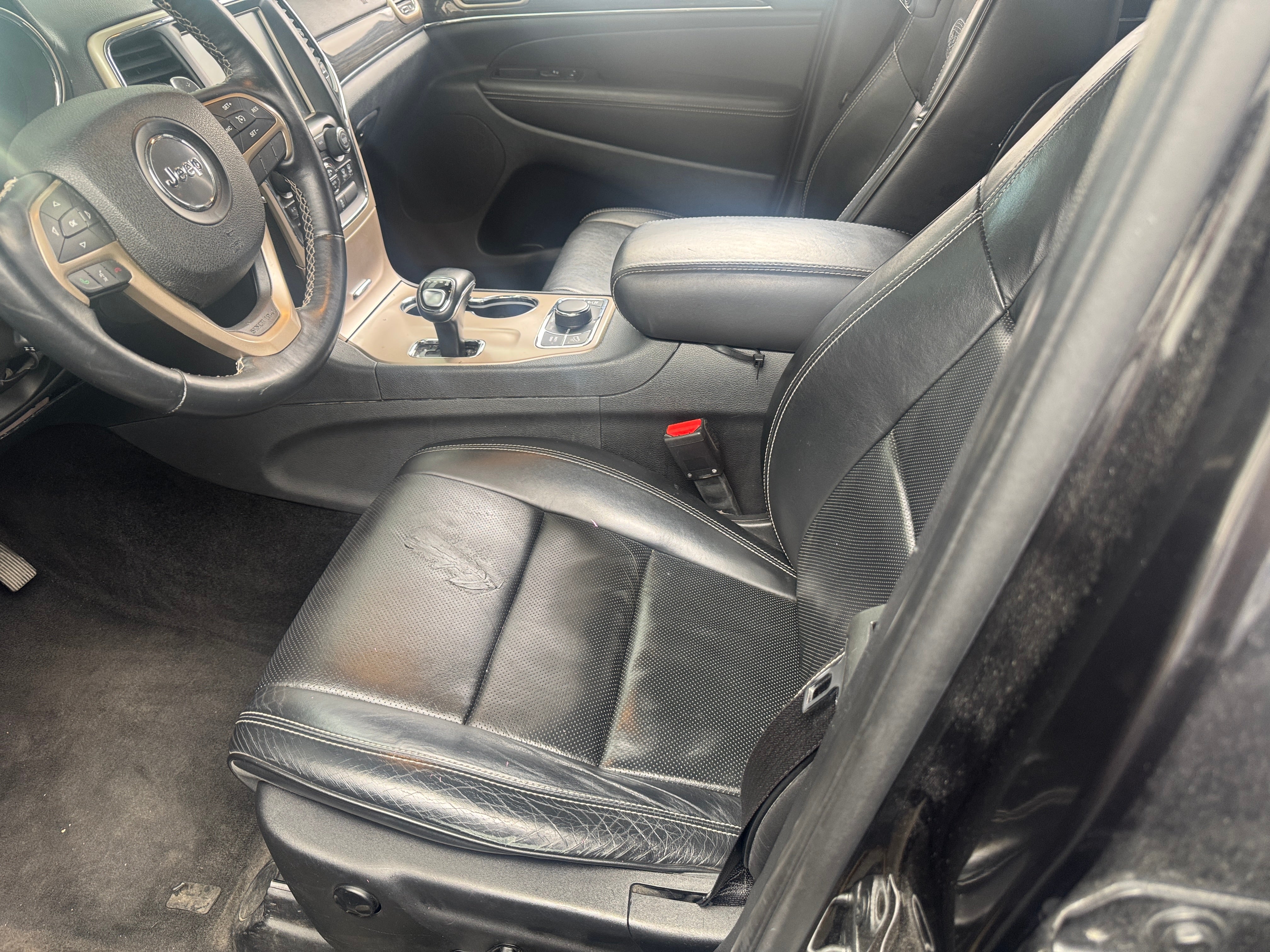 2015 Jeep Grand Cherokee Overland - Photo 26