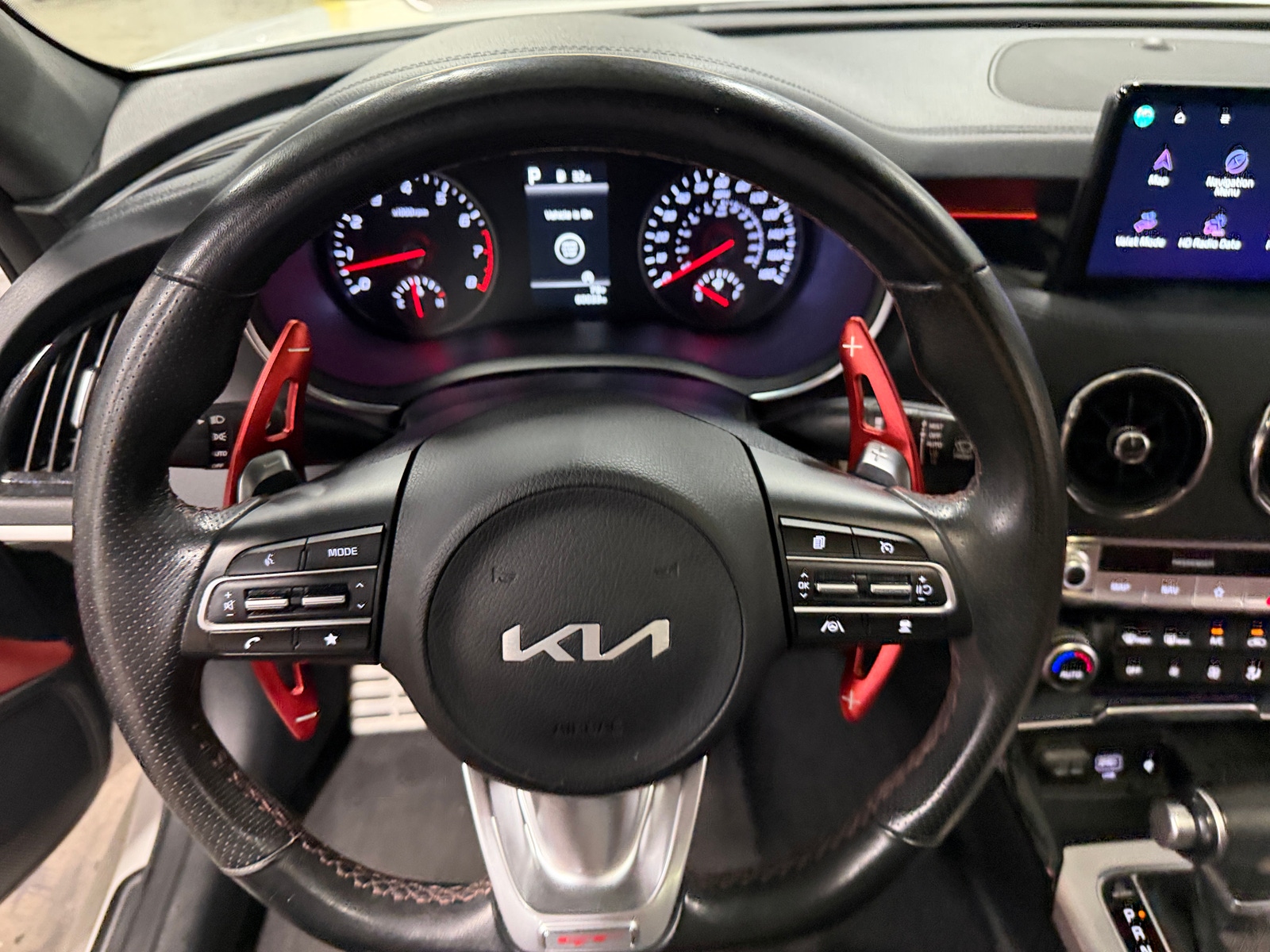Thumbnail: 2022 Kia Stinger - 4