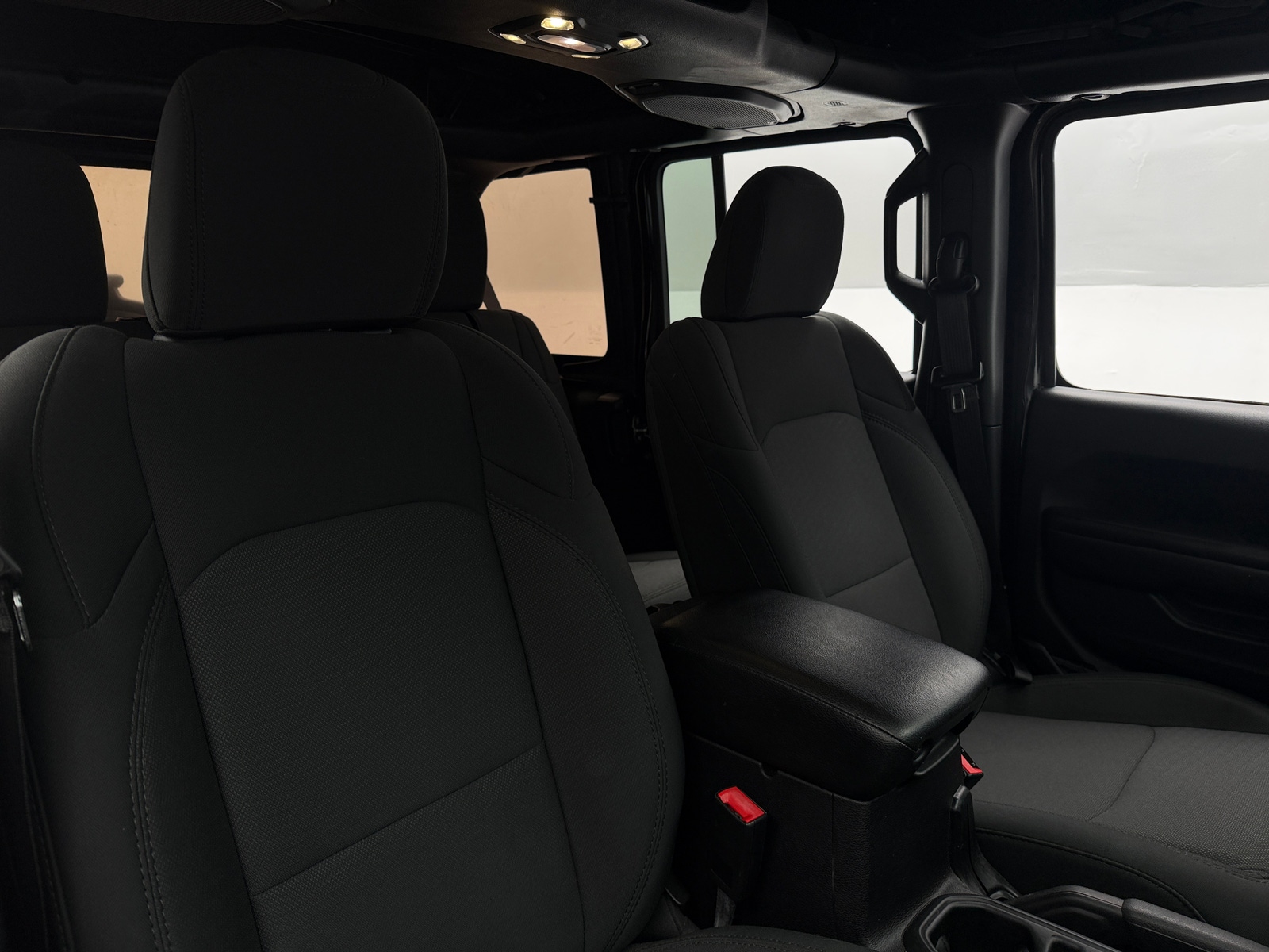Thumbnail: 2019 Jeep Wrangler - 2