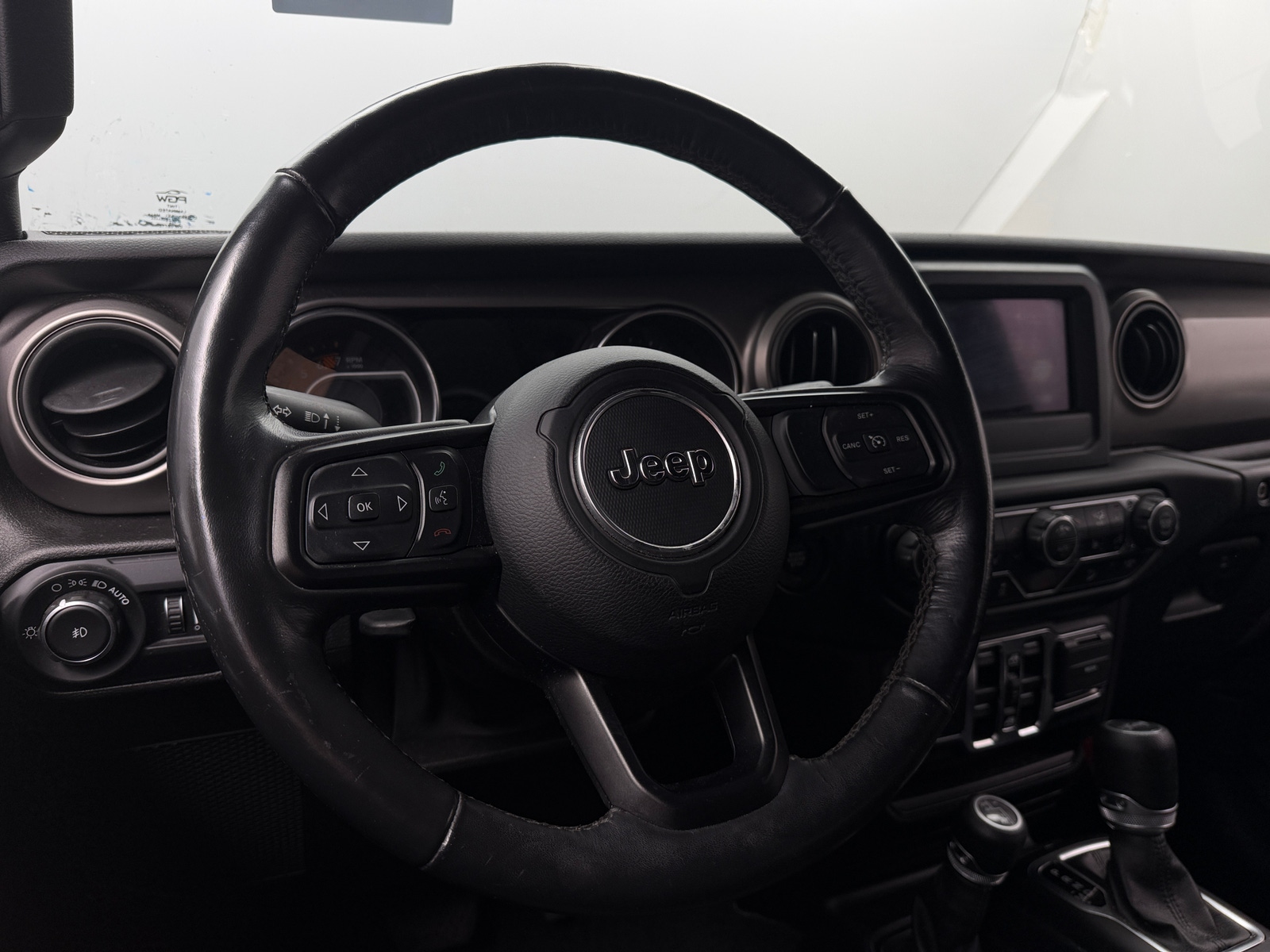 Thumbnail: 2019 Jeep Wrangler - 5