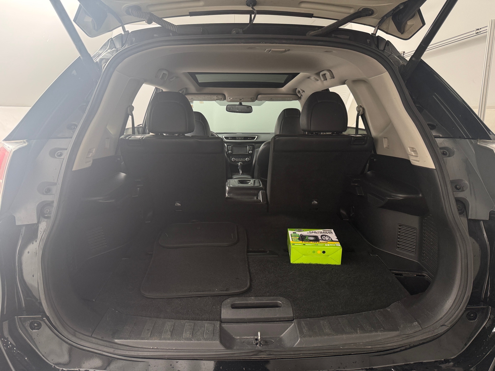 Thumbnail: 2015 Nissan Rogue - 6