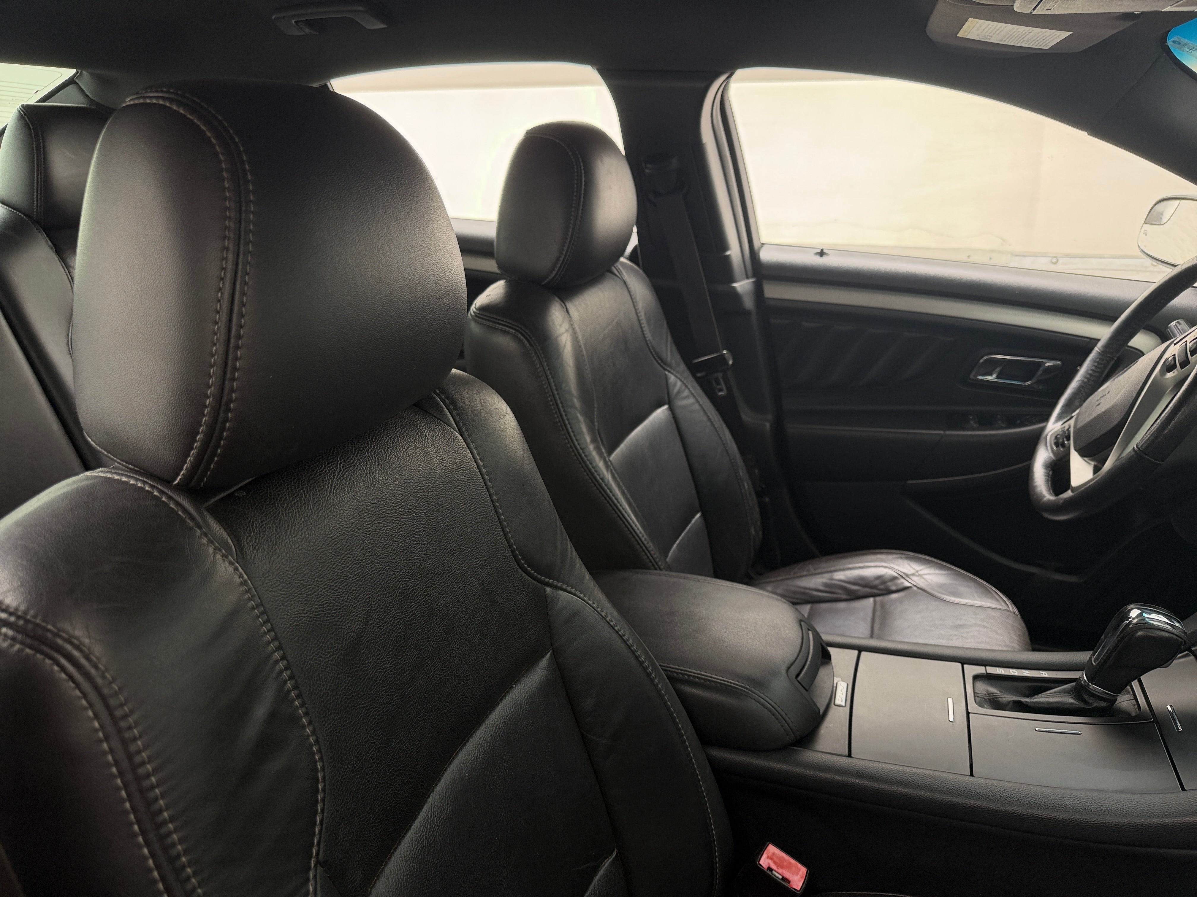 2015 Ford Taurus