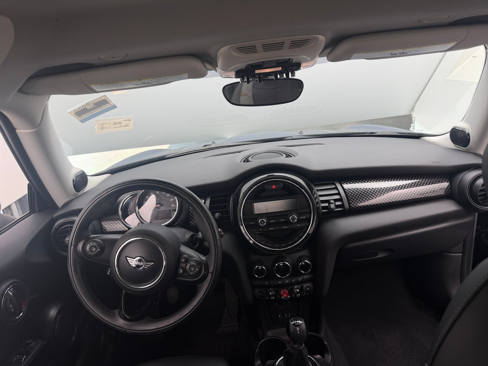 Thumbnail: 2016 MINI Cooper Hardtop - 3
