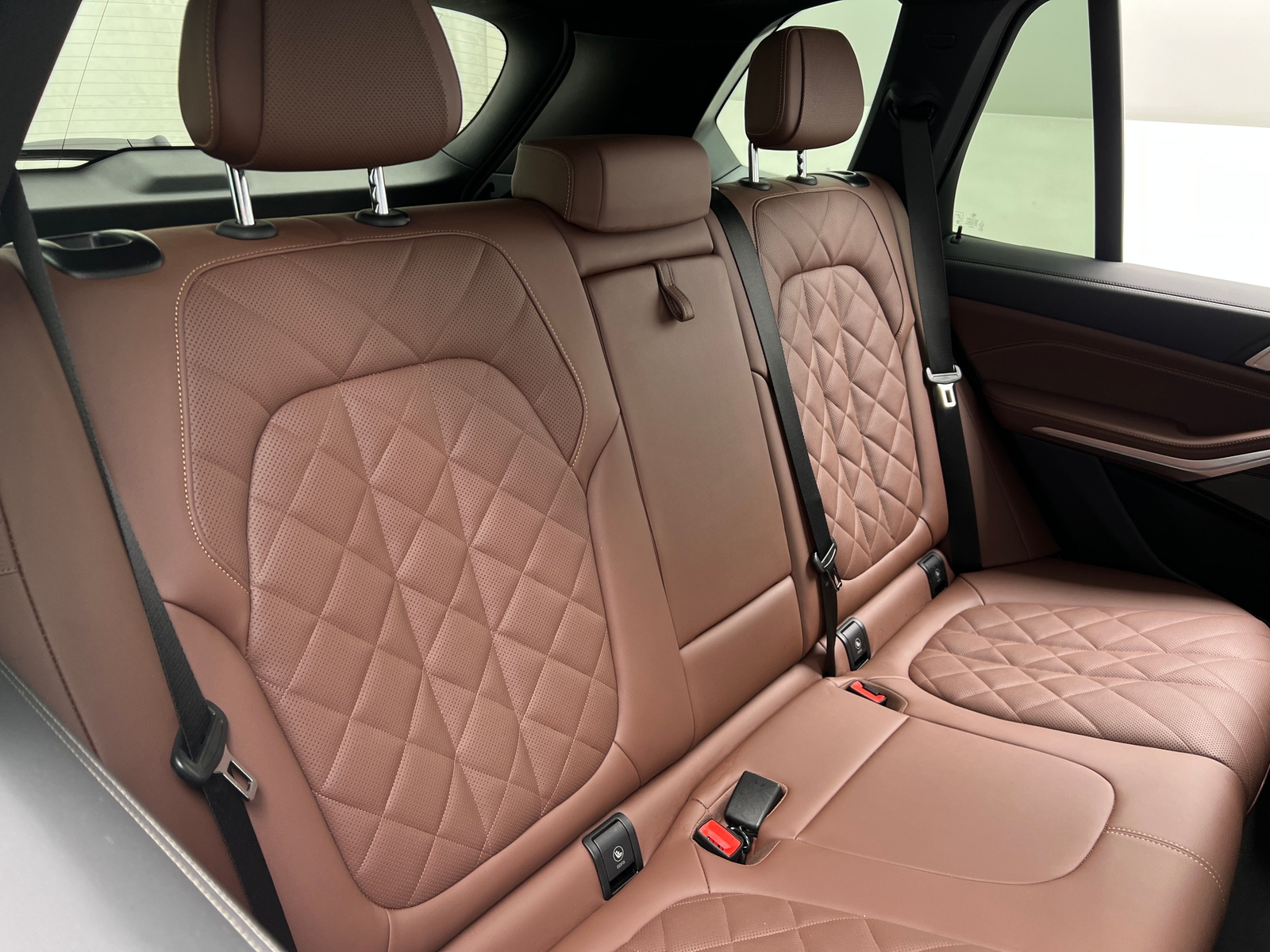 Thumbnail: 2026 BMW X5 - 6