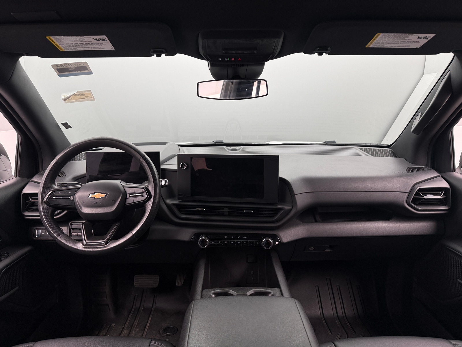 Thumbnail: 2024 Chevrolet Silverado EV - 2