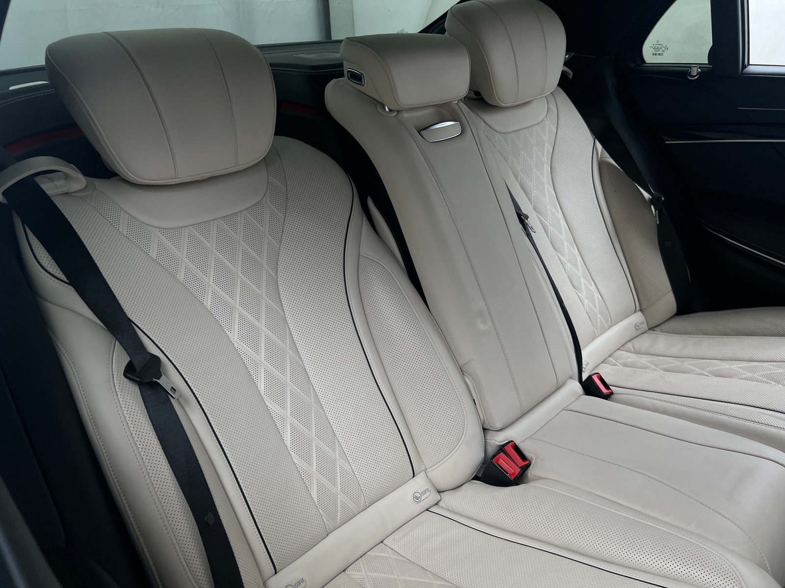 Thumbnail: 2016 Mercedes-Benz S-Class - 5