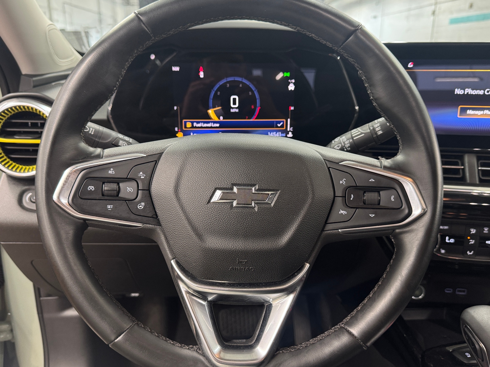 Thumbnail: 2025 Chevrolet Trax - 4