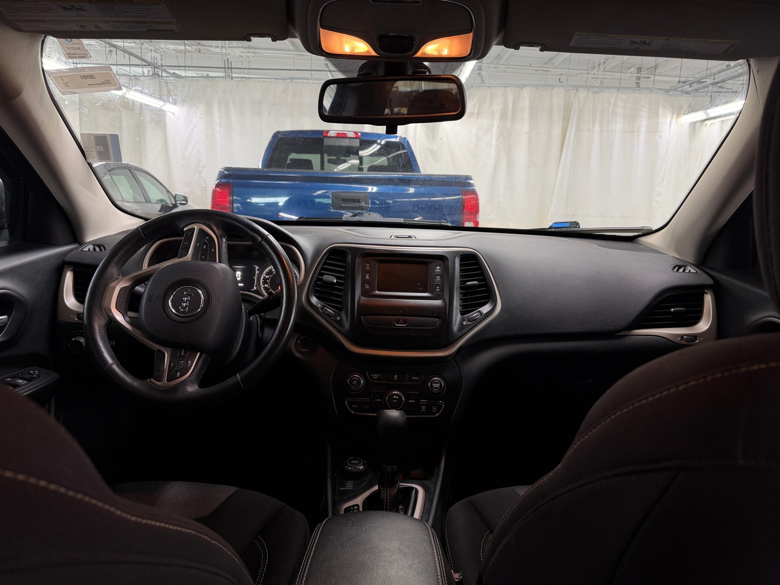 Thumbnail: 2016 Jeep Cherokee - 3