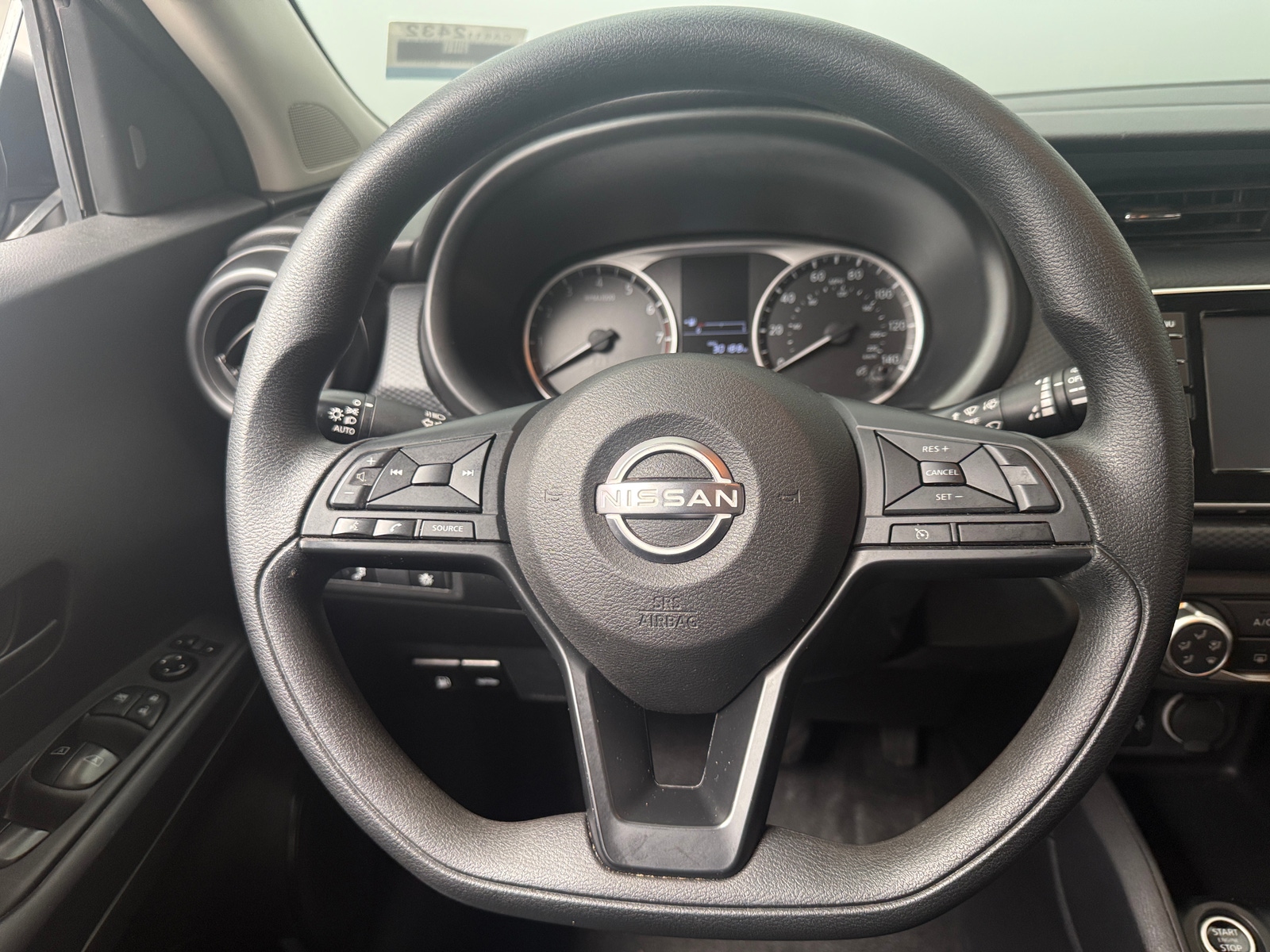 Thumbnail: 2023 Nissan Kicks - 5