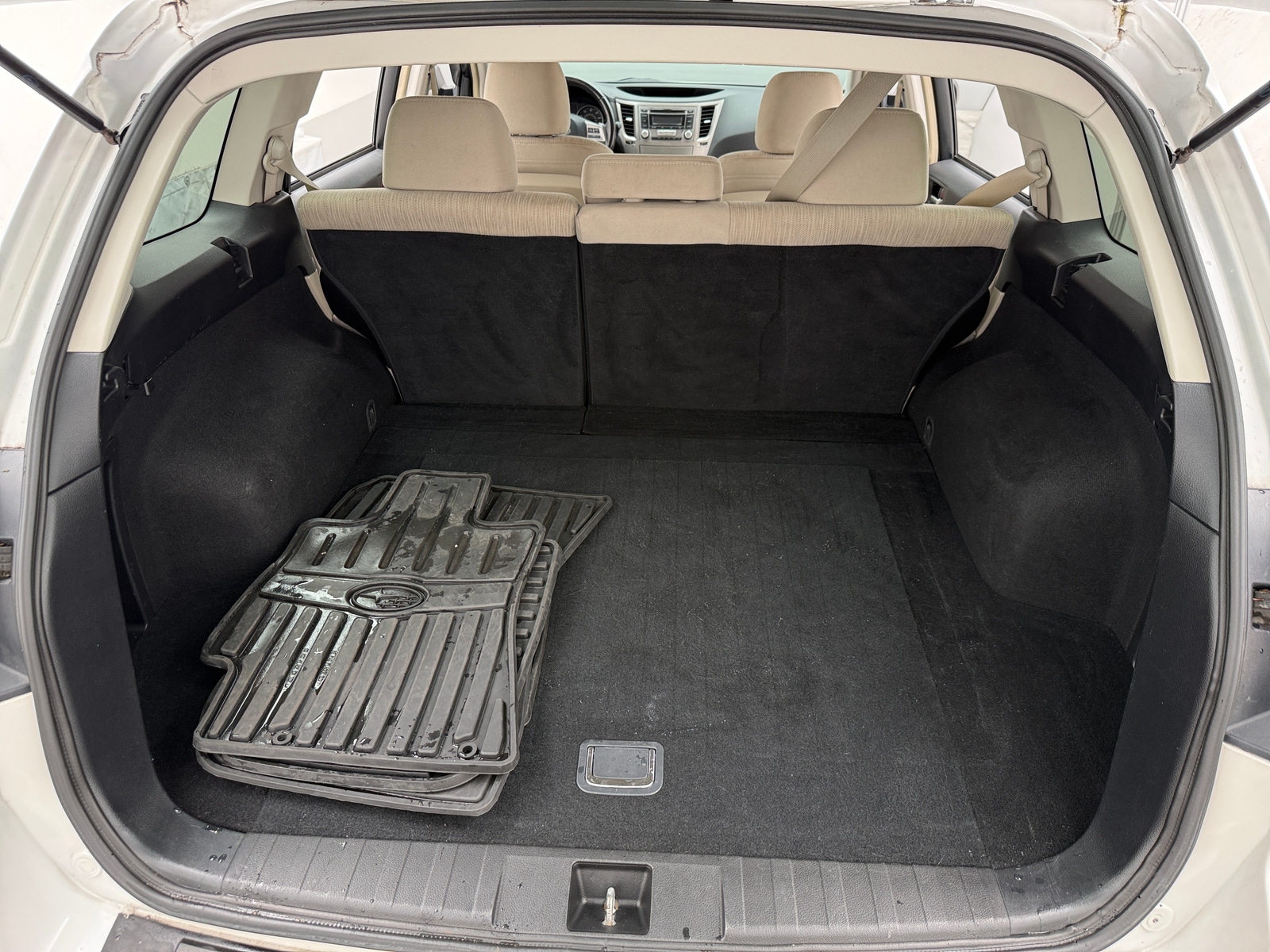 Thumbnail: 2013 Subaru Outback - 7