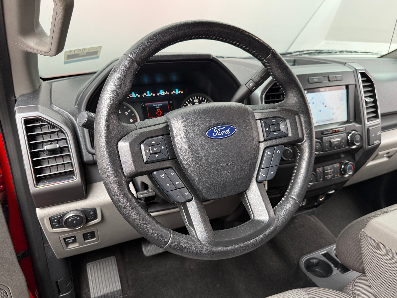 Thumbnail: 2019 Ford Econoline - 5