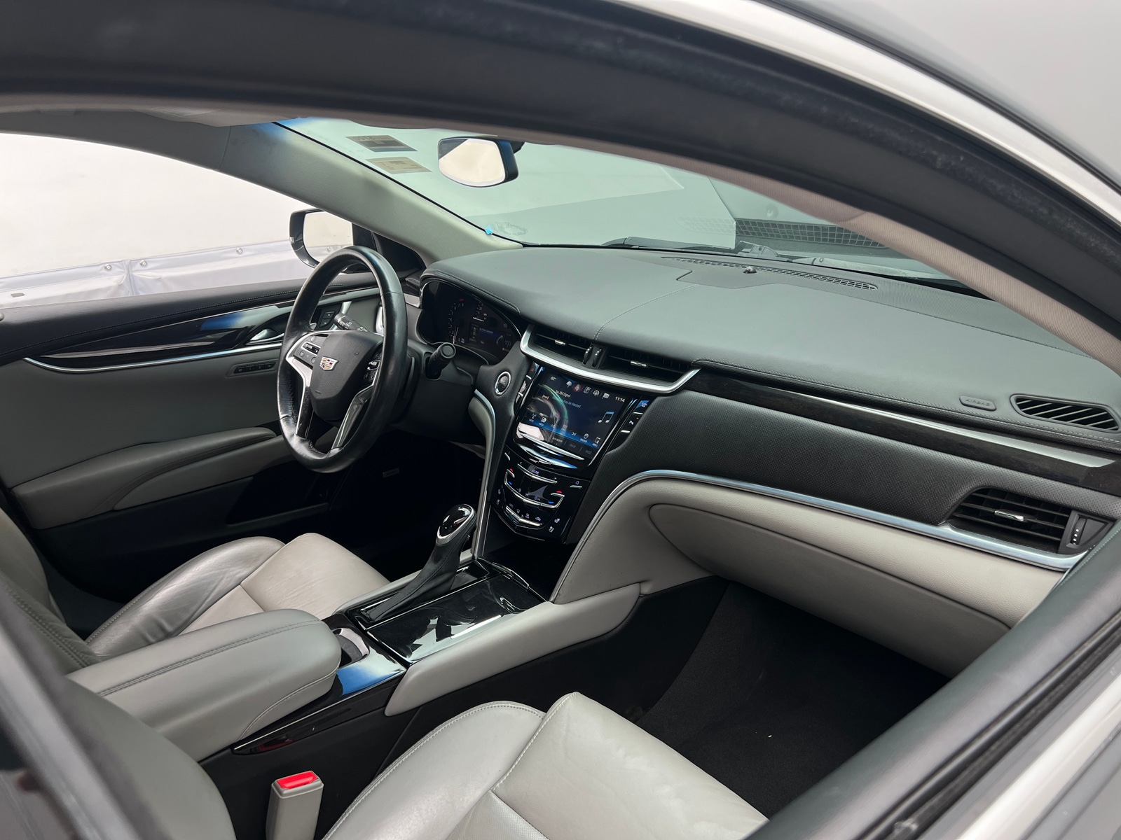Thumbnail: 2016 Cadillac XTS - 2