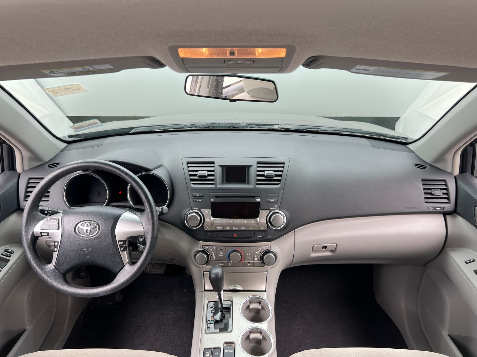 Thumbnail: 2012 Toyota Highlander - 3